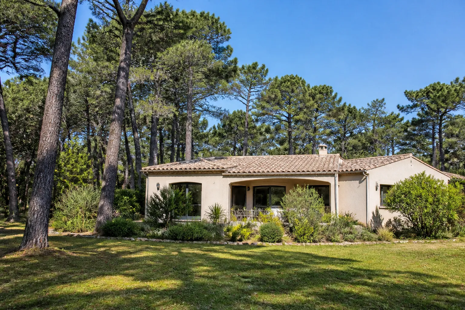 Maison individuelle proche d’une zone boisée
