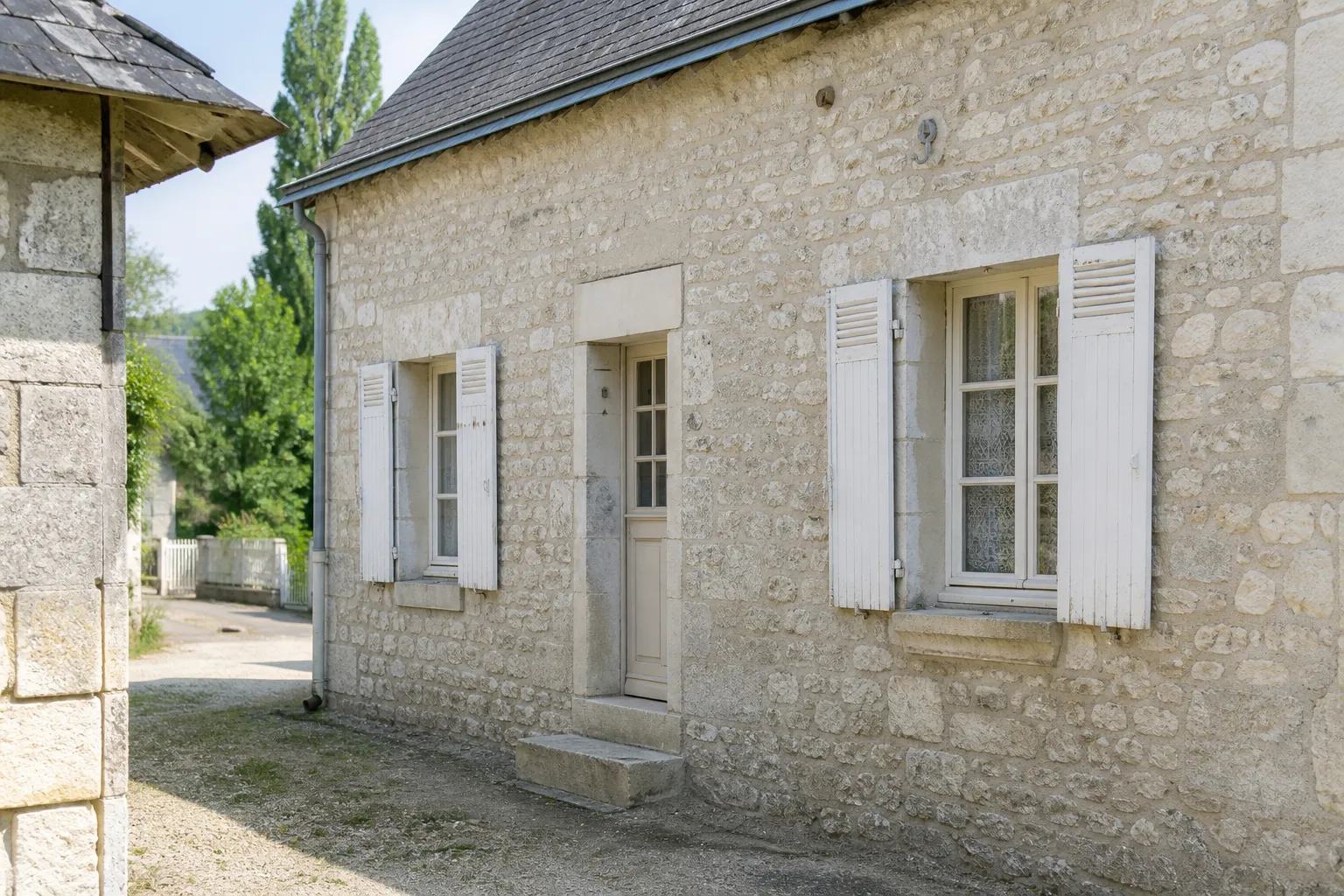 Les maisons anciennes en pierre calcaire